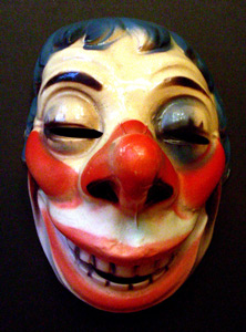 Happy clown mask.